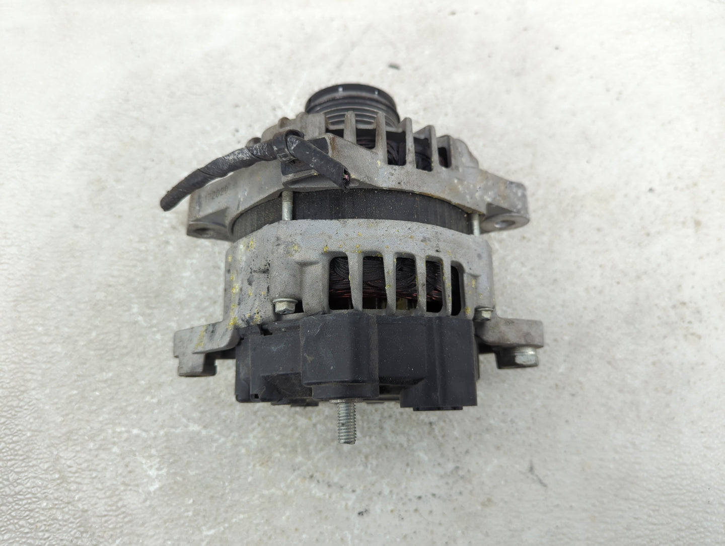 2014 Hyundai Sonata Alternator Replacement Generator Charging Assembly Engine OEM Fits Fits 2015 OEM Used Auto Parts - Oemus