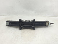 2014 Hyundai Sonata Spare Scissor Car Jack 1390183 - Oemusedautoparts1.com