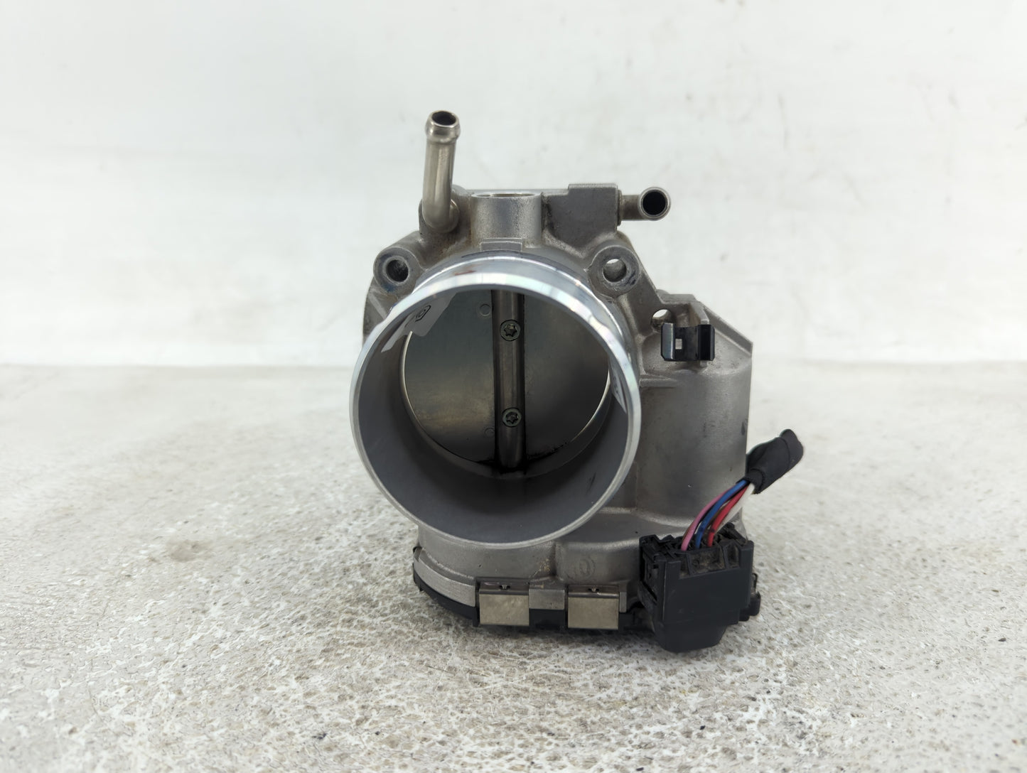 2011-2014 Hyundai Sonata Throttle Body P/N:90 4501 0001 35100-2G700 Fits Fits 2011 2012 2013 2014 2015 2016 OEM Used Auto Pa