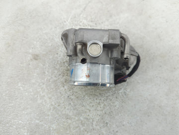 2011-2014 Hyundai Sonata Throttle Body P/N:90 4501 0001 35100-2G700 Fits Fits 2011 2012 2013 2014 2015 2016 OEM Used Auto Parts
