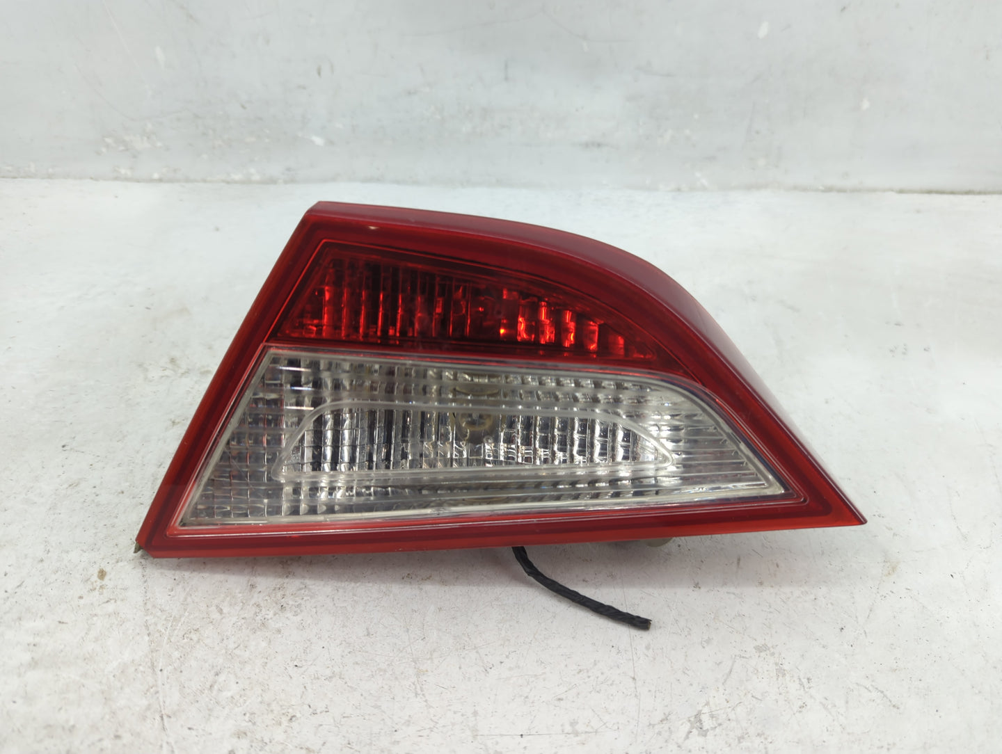 2014 Hyundai Sonata Tail Light Assembly Passenger Right OEM Fits OEM Used Auto Parts - Oemusedautoparts1.com