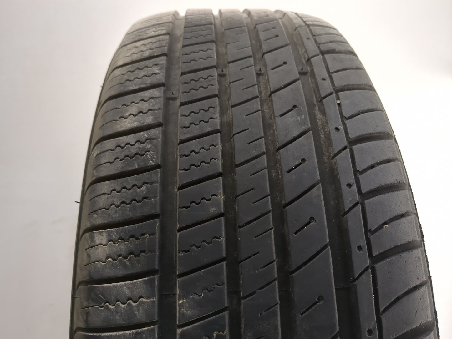Used Tire 205/65R16 KUMHO ECSTA LX 95V - Tread Depth 7/32 - Oemusedautoparts1.com