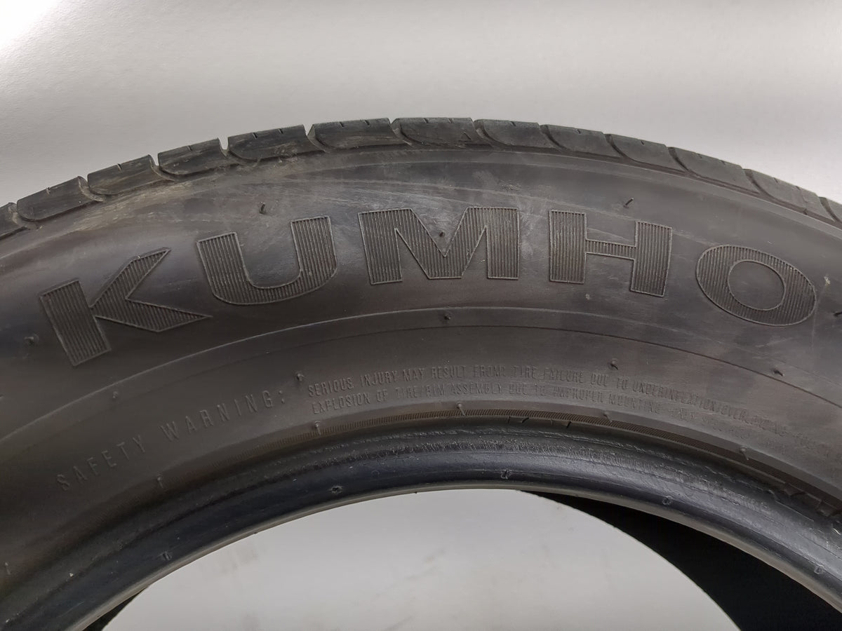 Used Tire 205/65R16 KUMHO ECSTA LX PLATINUM 95V - Tread Depth 7/32 - Oemusedautoparts1.com