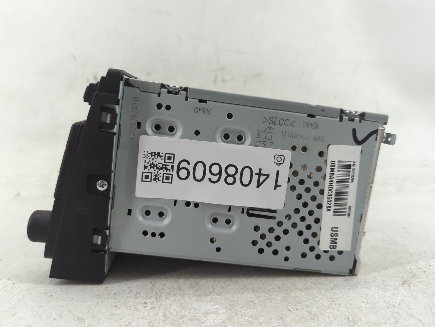 2014-2015 Hyundai Sonata Radio AM FM Cd Player Receiver Replacement P/N:96180-3Q8004X 7003304 Fits Fits 2014 2015 OEM Used A