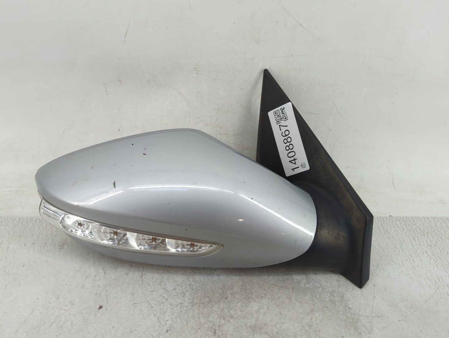 2011-2014 Hyundai Sonata Passenger Side View Mirror - Right Door Mirror OEM Used - Oemusedautoparts1.com