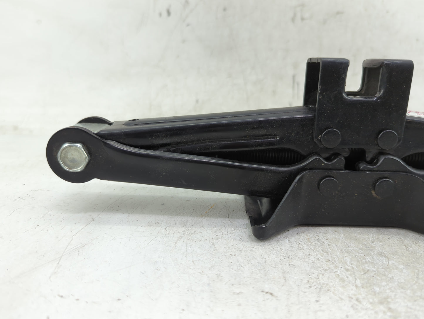2014 Hyundai Sonata Spare Scissor Car Jack 1409503 - Oemusedautoparts1.com