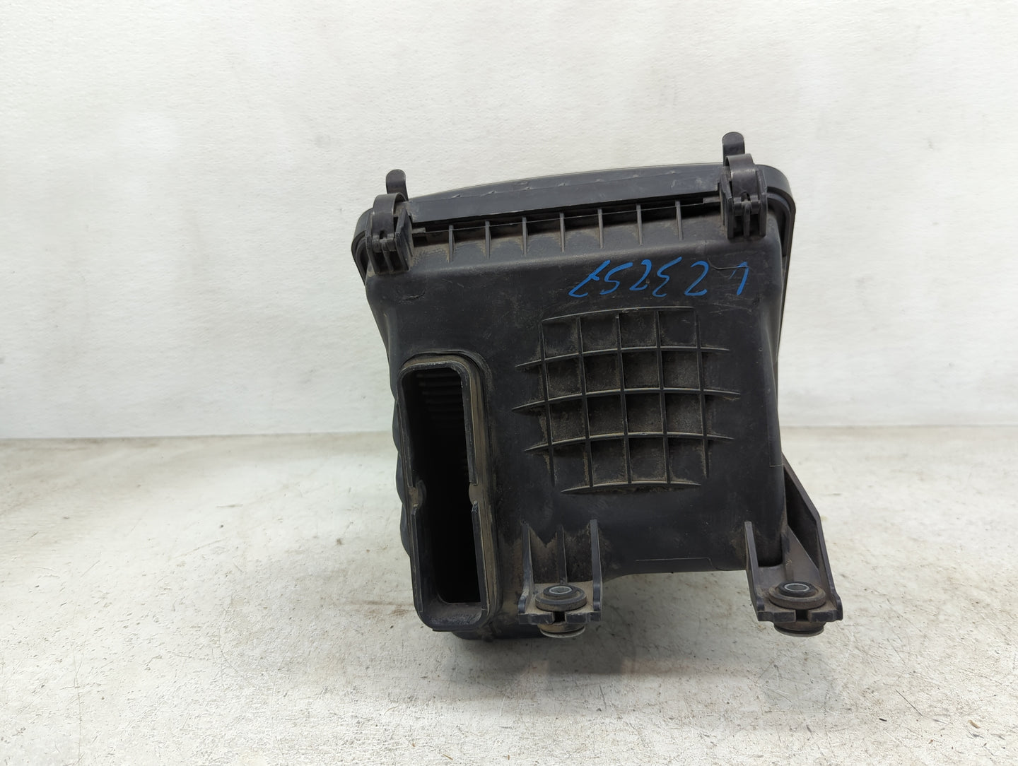 2011-2014 Hyundai Sonata Air Cleaner Intake-duct Hose Tube - Oemusedautoparts1.com