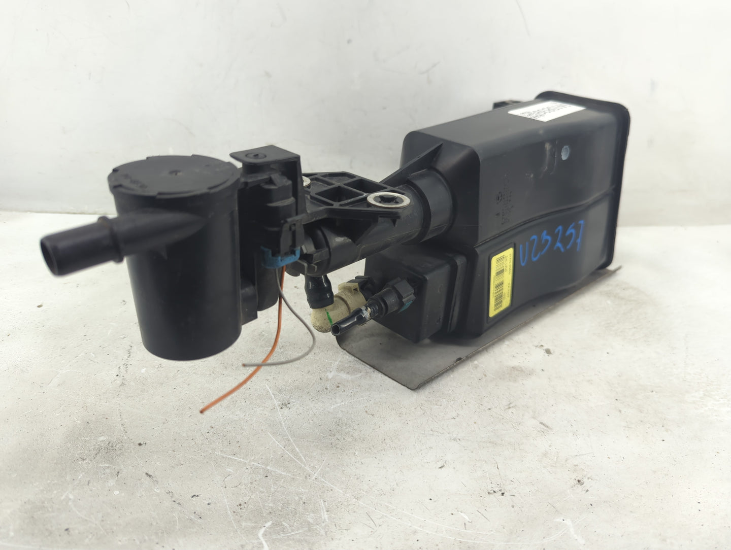 2014 Hyundai Sonata Fuel Vapor Charcoal Canister - Oemusedautoparts1.com
