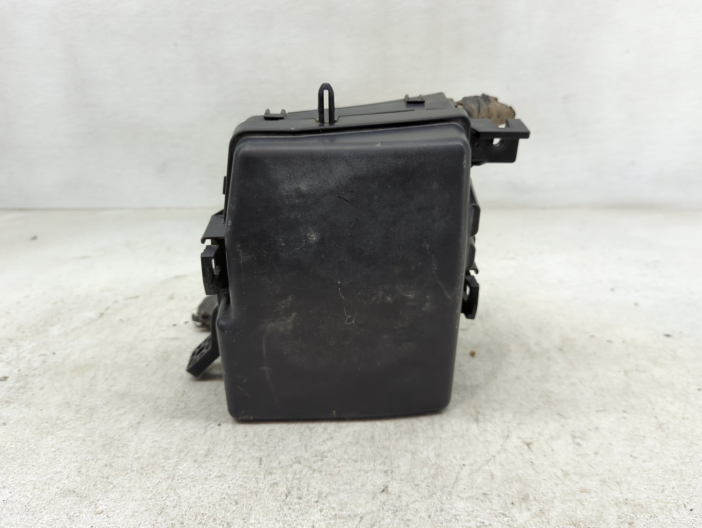 2011-2014 Hyundai Sonata Fusebox Fuse Box Panel Relay Module P/N:VS917503Q070YC Fits Fits 2011 2012 2013 2014 OEM Used Auto 