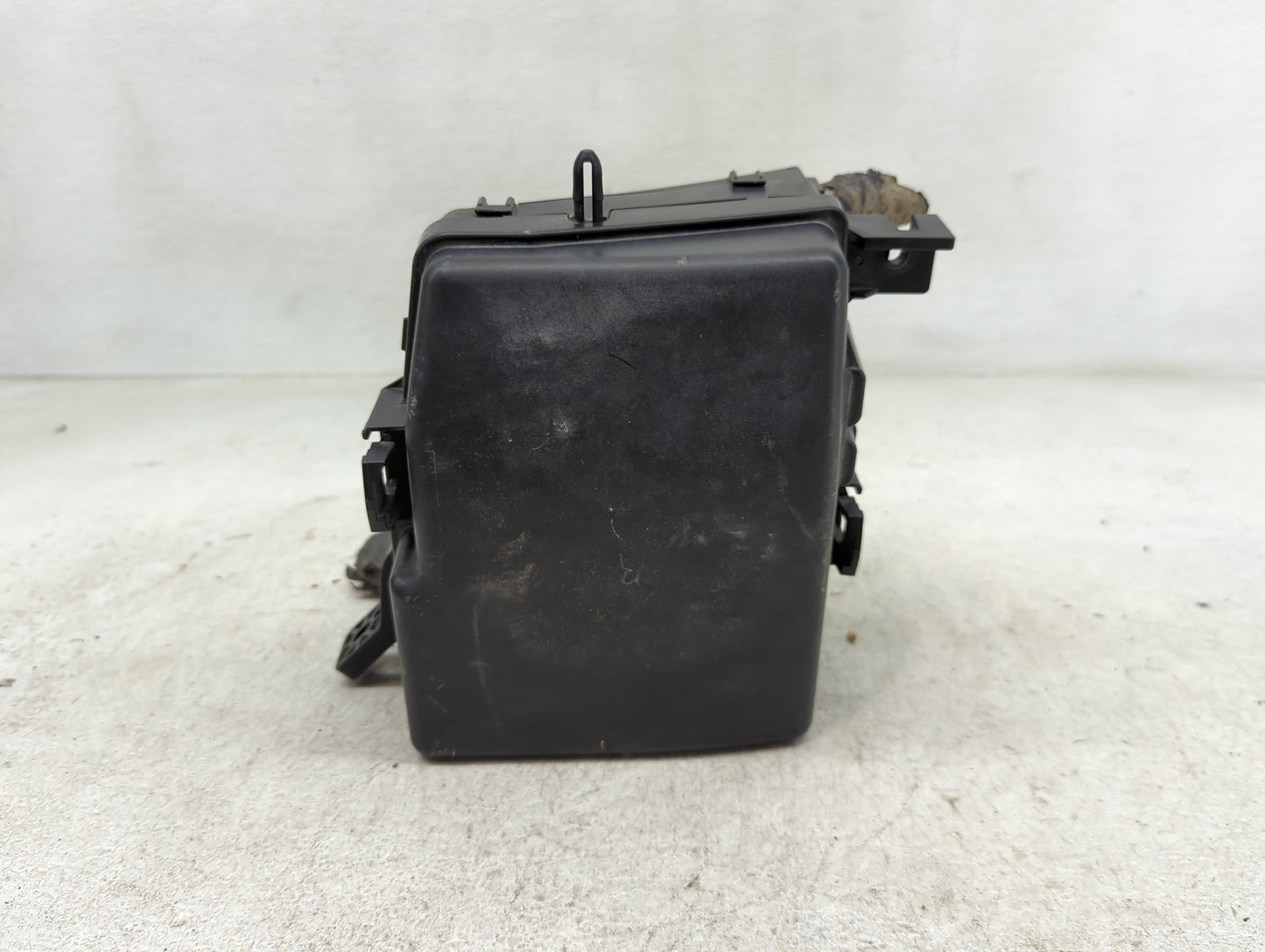 2011-2014 Hyundai Sonata Fusebox Fuse Box Panel Relay Module P/N:VS917503Q070YC Fits Fits 2011 2012 2013 2014 OEM Used Auto 