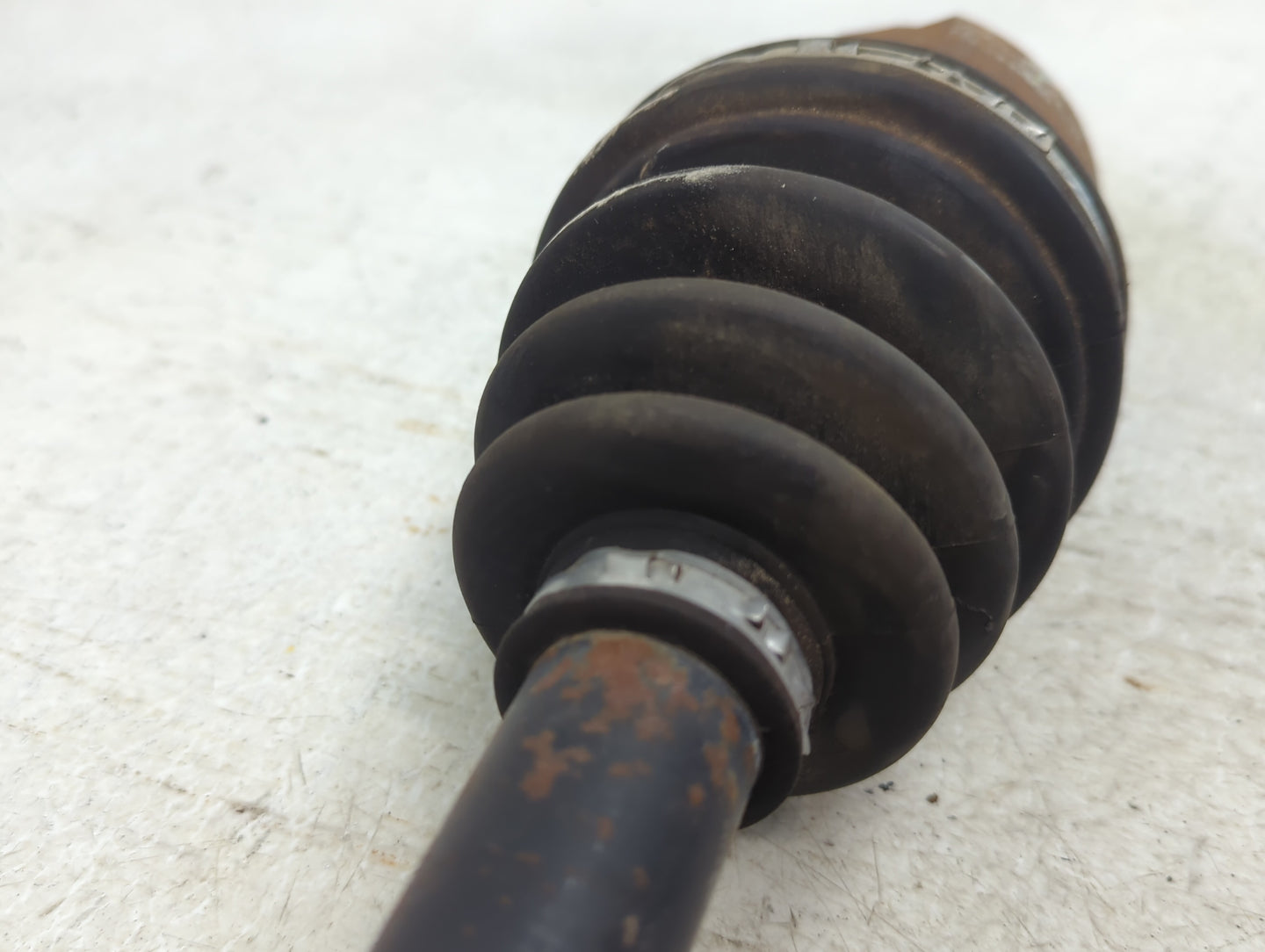2011-2014 Hyundai Sonata Axle Shaft Front Driver Cv C/v - Oemusedautoparts1.com