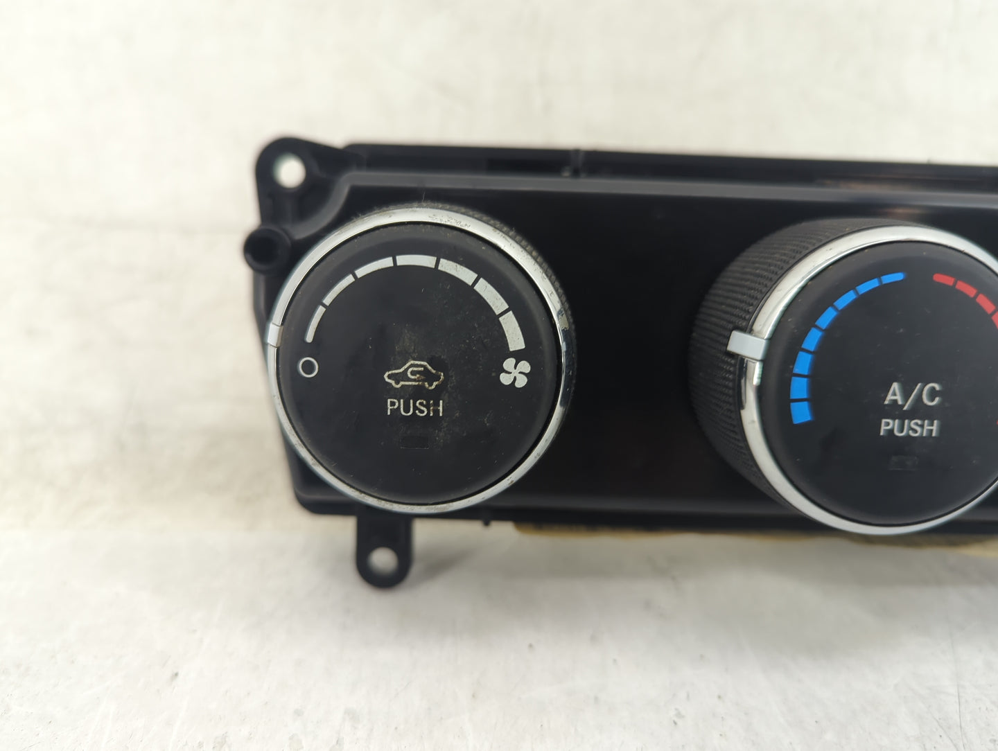 2014 Hyundai Sonata Climate Control Module Temperature AC/Heater Replacement P/N:P55111278AD Fits OEM Used Auto Parts - Oemu