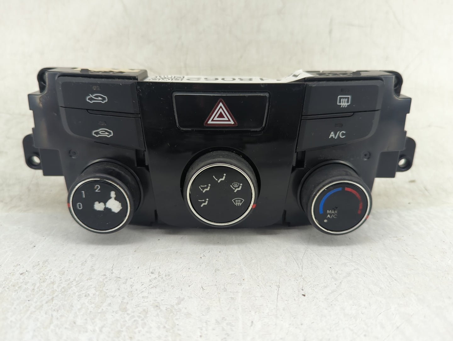 2014 Hyundai Sonata Climate Control Module Temperature AC/Heater Replacement P/N:97250-3Q030 Fits OEM Used Auto Parts - Oemu