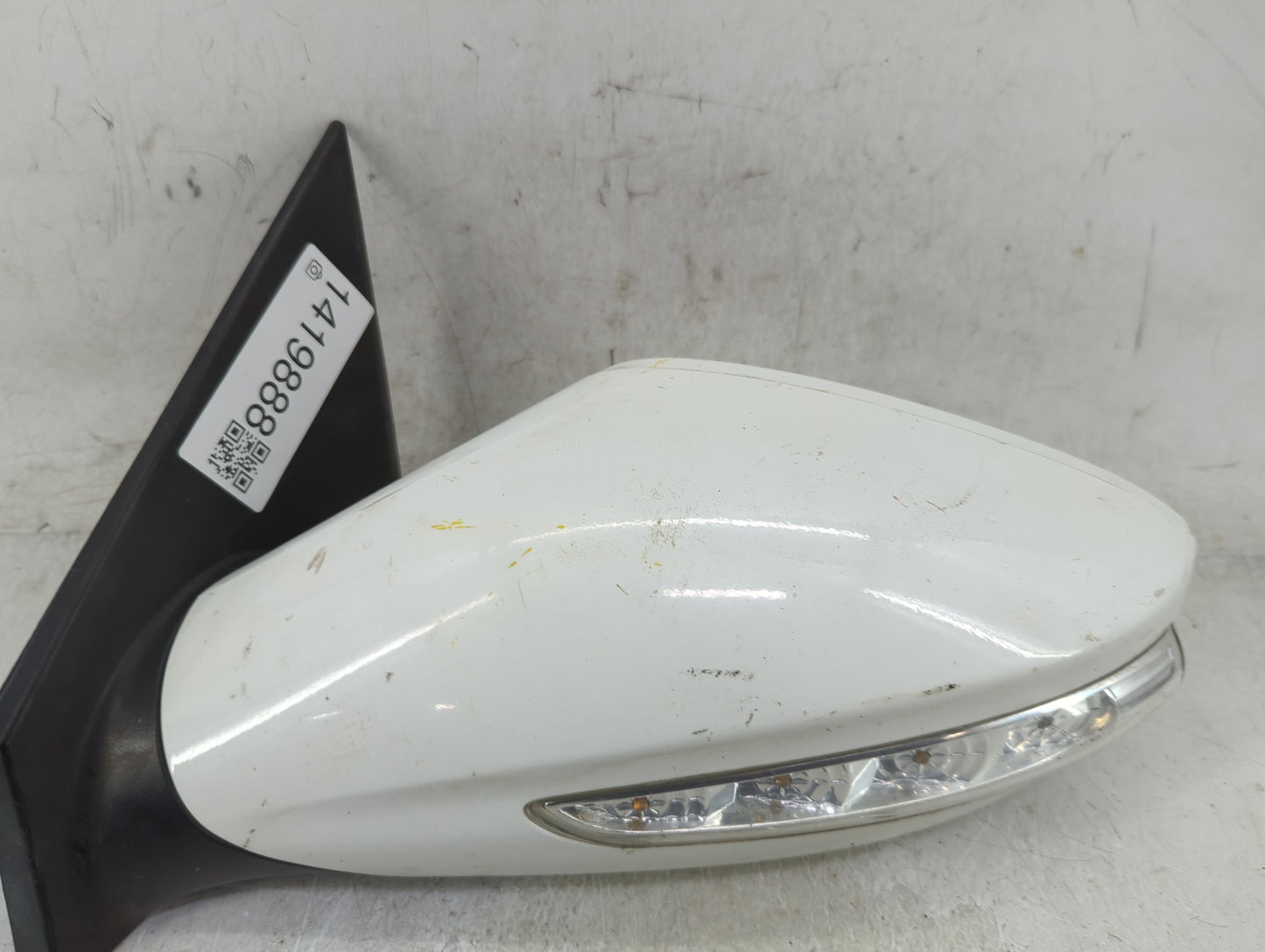 2011-2014 Hyundai Sonata Driver Side View Mirror - Left Door Mirror OEM Used - Oemusedautoparts1.com