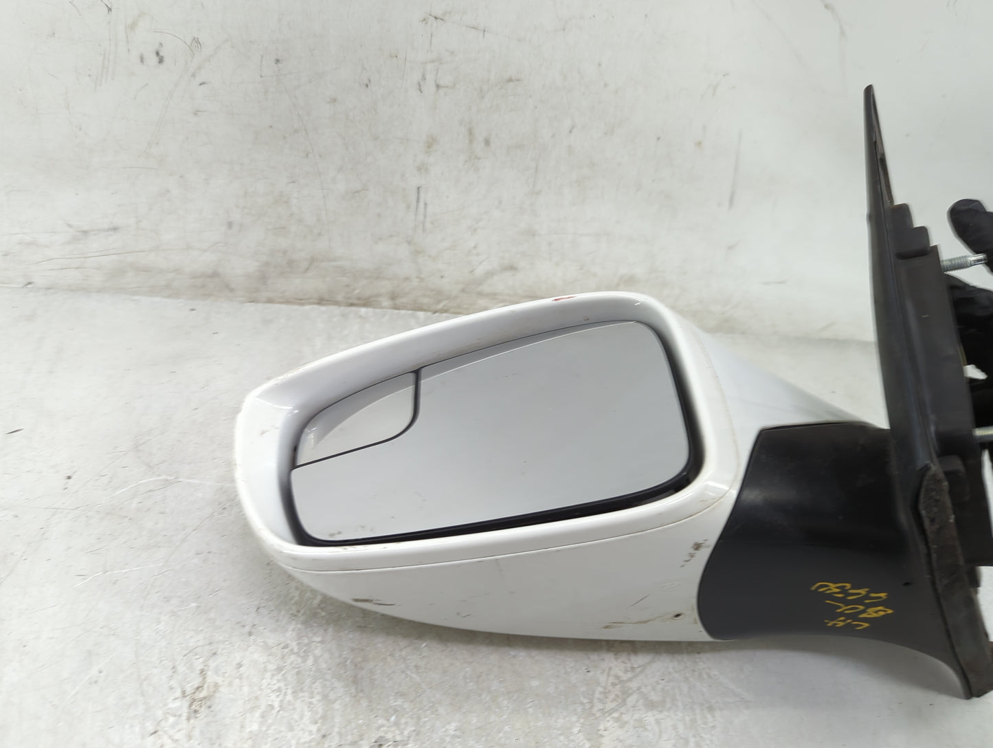 2011-2014 Hyundai Sonata Driver Side View Mirror - Left Door Mirror OEM Used - Oemusedautoparts1.com