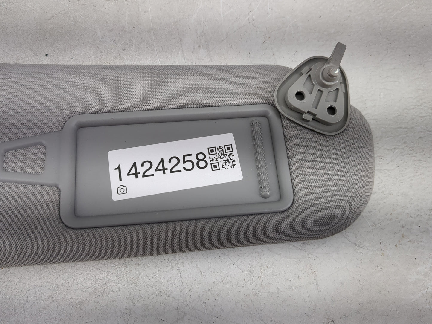 2011-2014 Hyundai Sonata Sun Visor Shade Replacement Passenger Right Mirror Fits Fits 2011 2012 2013 2014 OEM Used Auto Part