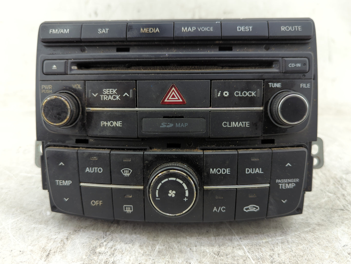 2014 Hyundai Sonata Radio AM FM Cd Player Receiver Replacement P/N:96560-3Q4004X AV246INAN Fits OEM Used Auto Parts - Oemuse