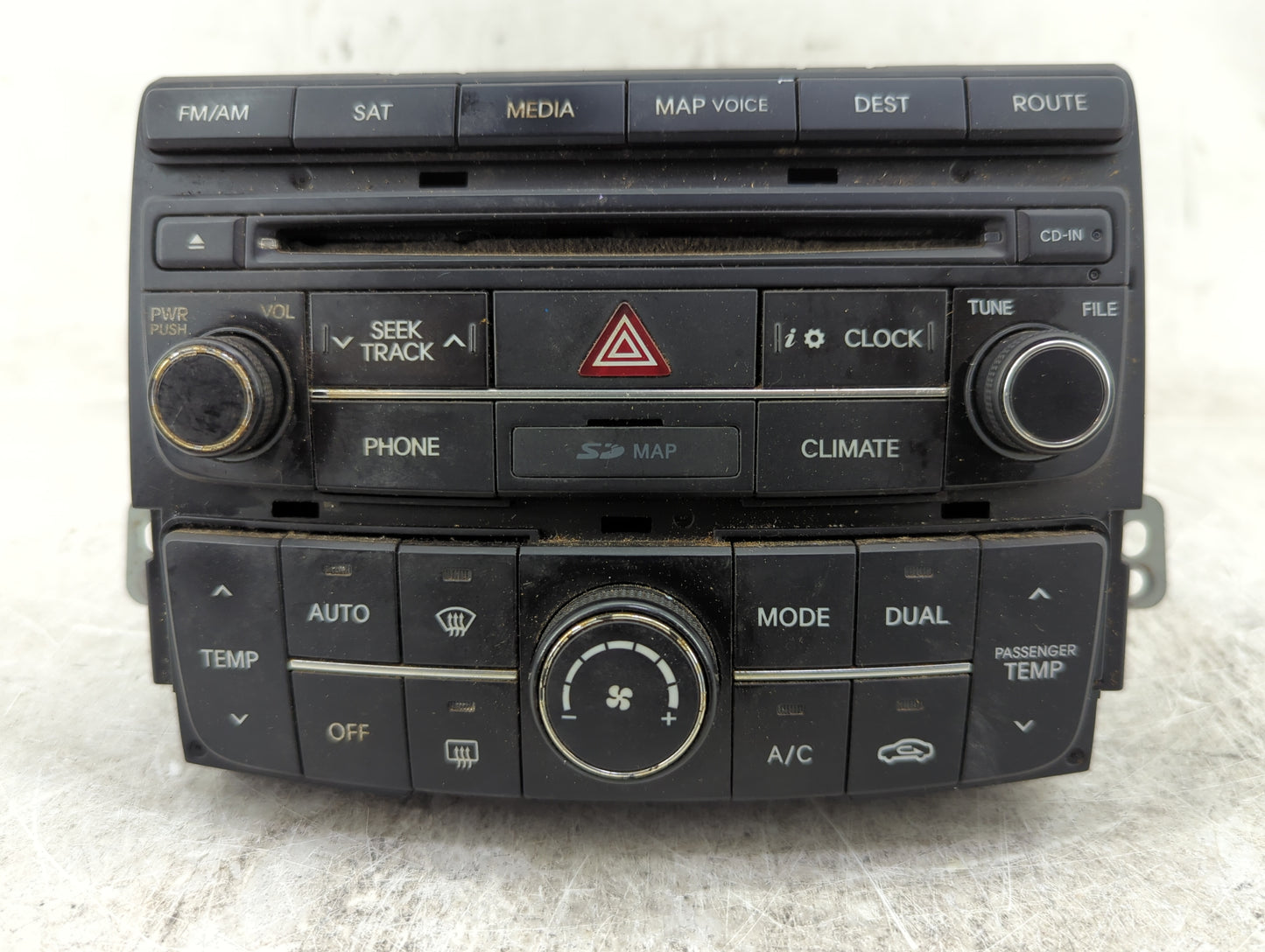 2014 Hyundai Sonata Radio AM FM Cd Player Receiver Replacement P/N:96560-3Q4004X AV246INAN Fits OEM Used Auto Parts - Oemuse