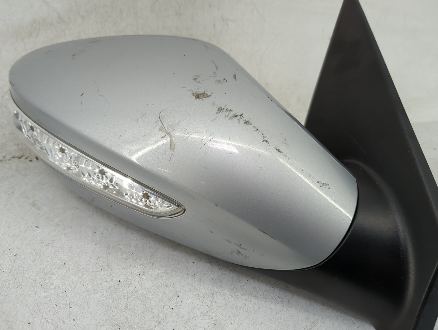 2011-2014 Hyundai Sonata Passenger Side View Mirror - Right Door Mirror OEM Used - Oemusedautoparts1.com