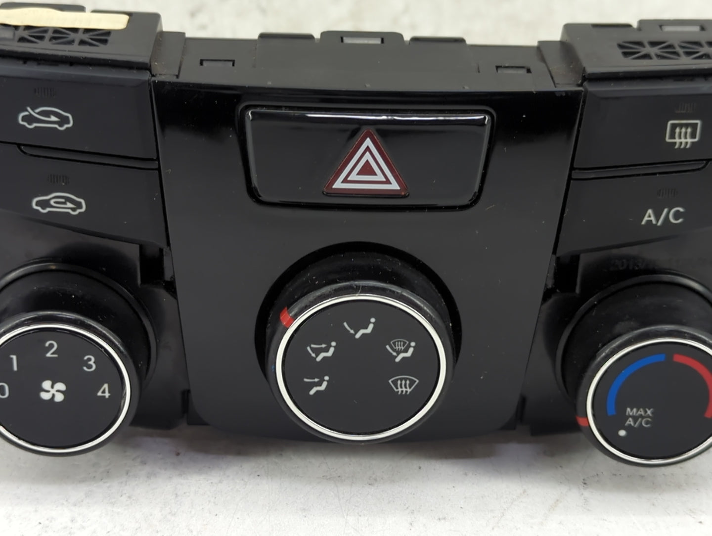 2014 Hyundai Sonata Climate Control Module Temperature AC/Heater Replacement P/N:97250-3Q030 YFM02V02.1 07 Fits OEM Used Aut