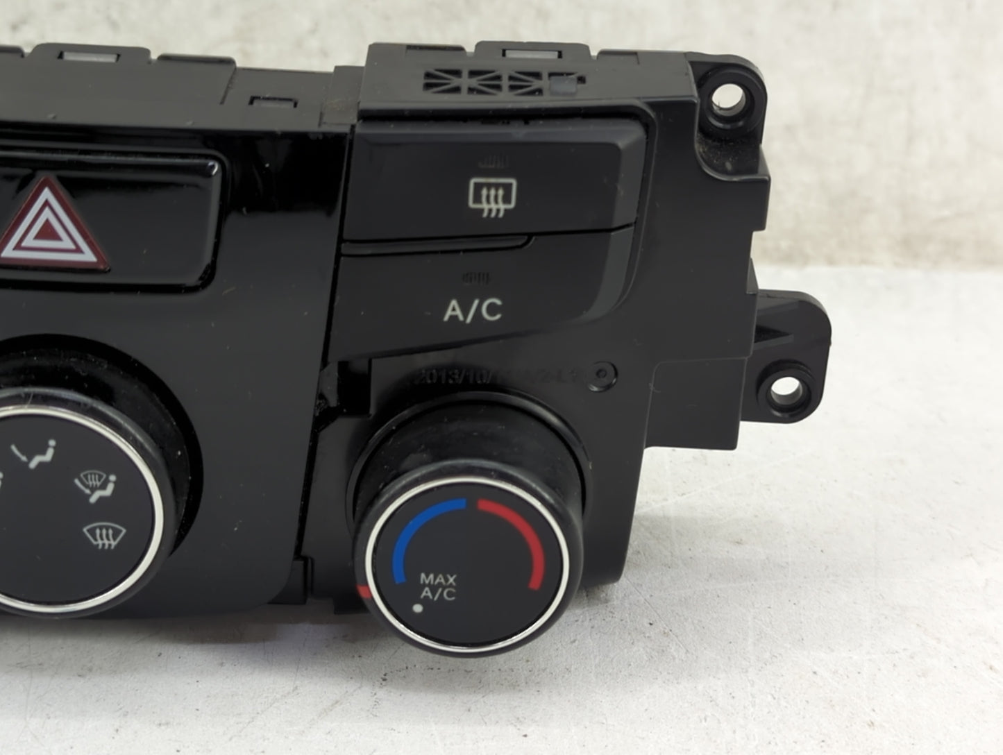 2014 Hyundai Sonata Climate Control Module Temperature AC/Heater Replacement P/N:97250-3Q030 YFM02V02.1 07 Fits OEM Used Aut