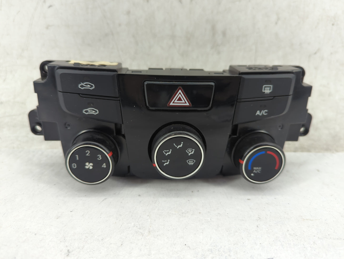 2014 Hyundai Sonata Climate Control Module Temperature AC/Heater Replacement P/N:97250-3Q030 Fits OEM Used Auto Parts - Oemu