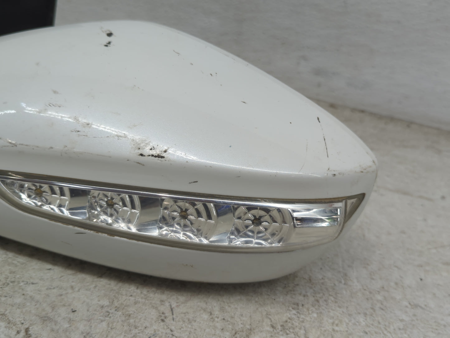 2011-2014 Hyundai Sonata Driver Side View Mirror - Left Door Mirror OEM Used - Oemusedautoparts1.com