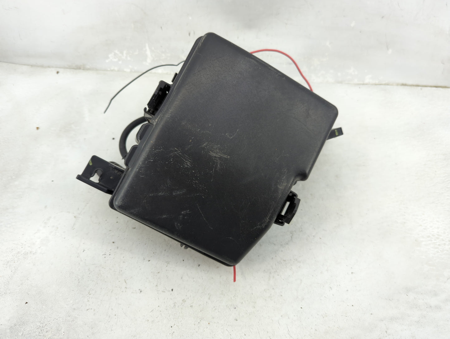 2011-2014 Hyundai Sonata Fusebox Fuse Box Panel Relay Module P/N:18790-Q1316 91950-3S712 Fits Fits 2011 2012 2013 2014 OEM U