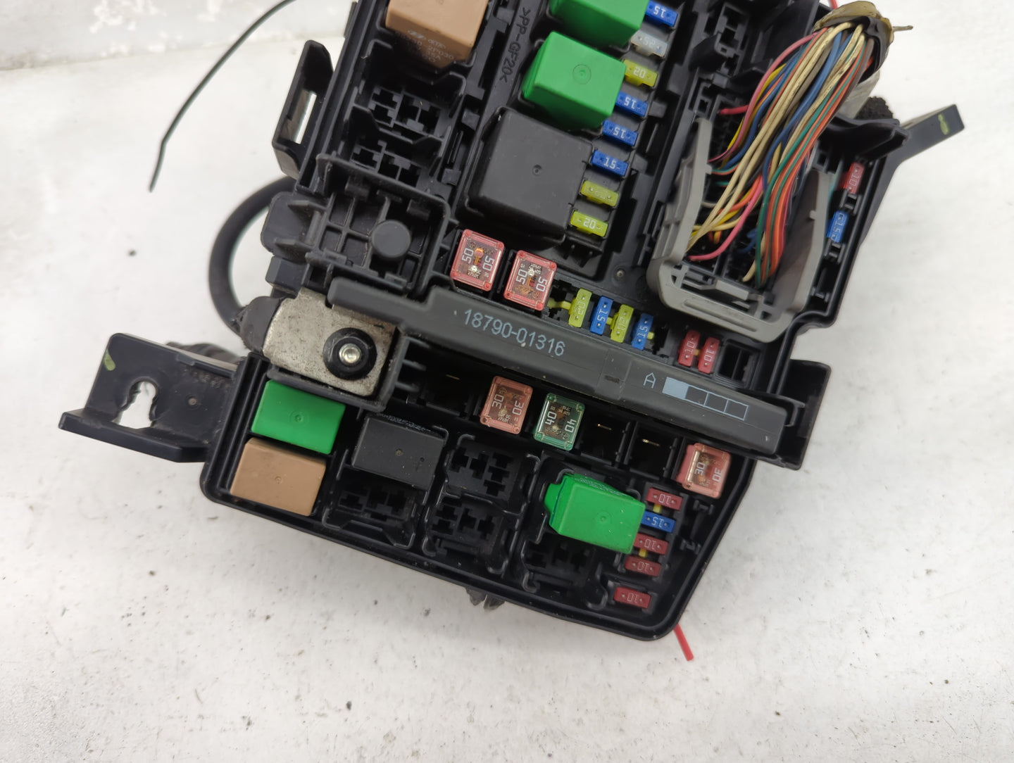 2011-2014 Hyundai Sonata Fusebox Fuse Box Panel Relay Module P/N:18790-Q1316 91950-3S712 Fits Fits 2011 2012 2013 2014 OEM U