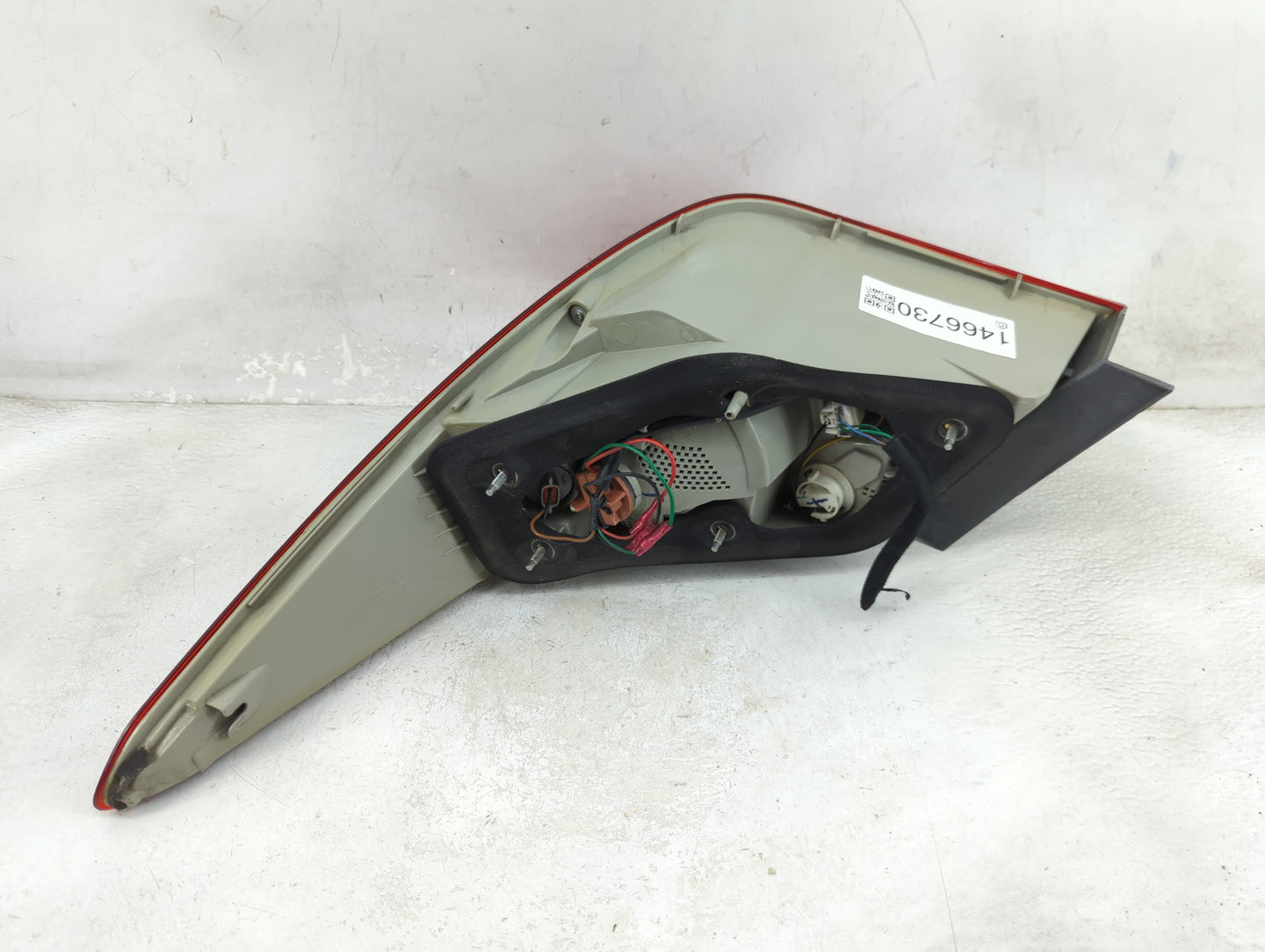 2014 Hyundai Sonata Tail Light Assembly Driver Left OEM P/N:92401-3C Fits OEM Used Auto Parts - Oemusedautoparts1.com