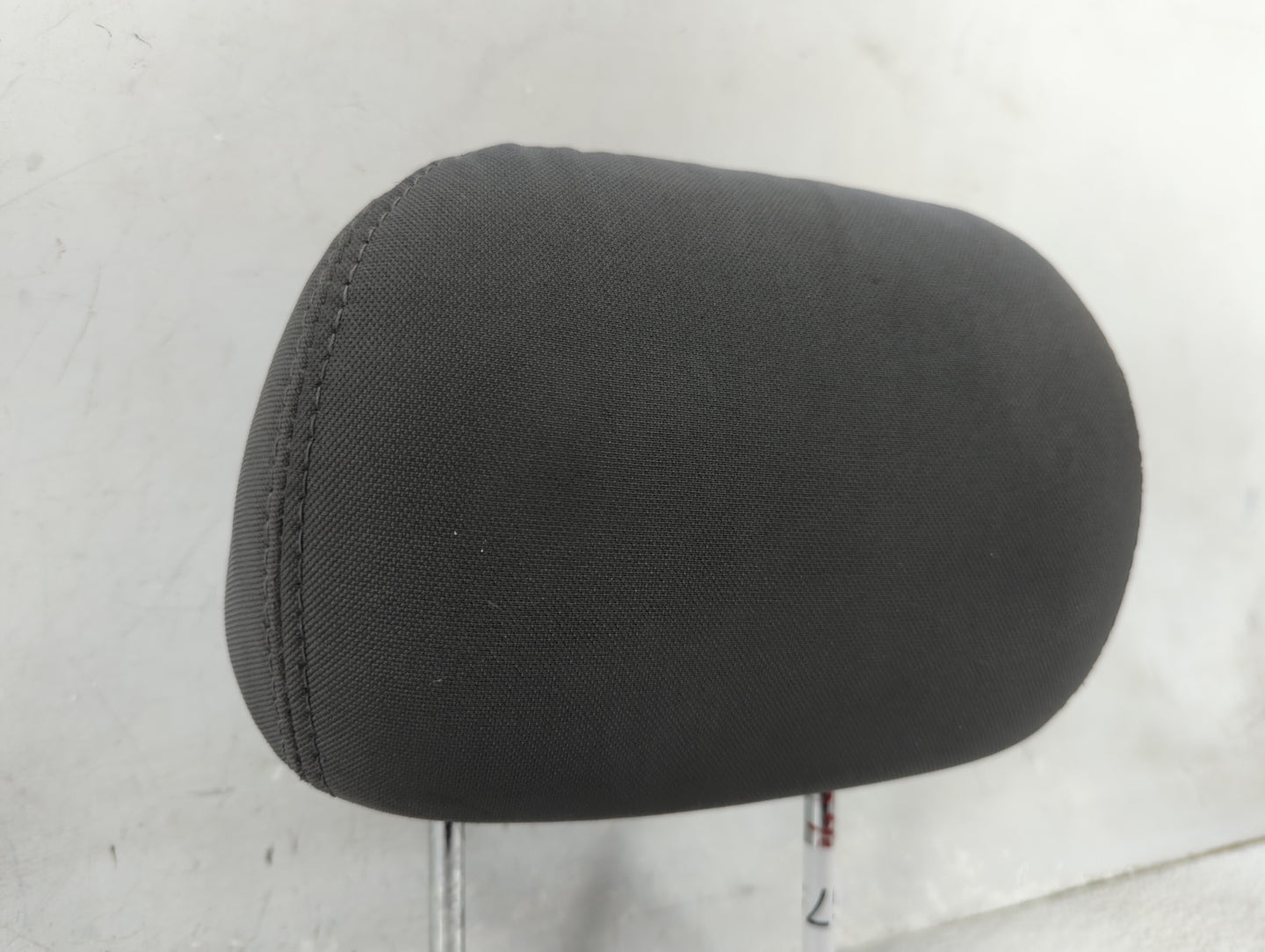 2013-2015 Hyundai Sonata Headrest Head Rest Front Driver Seat Black - Oemusedautoparts1.com