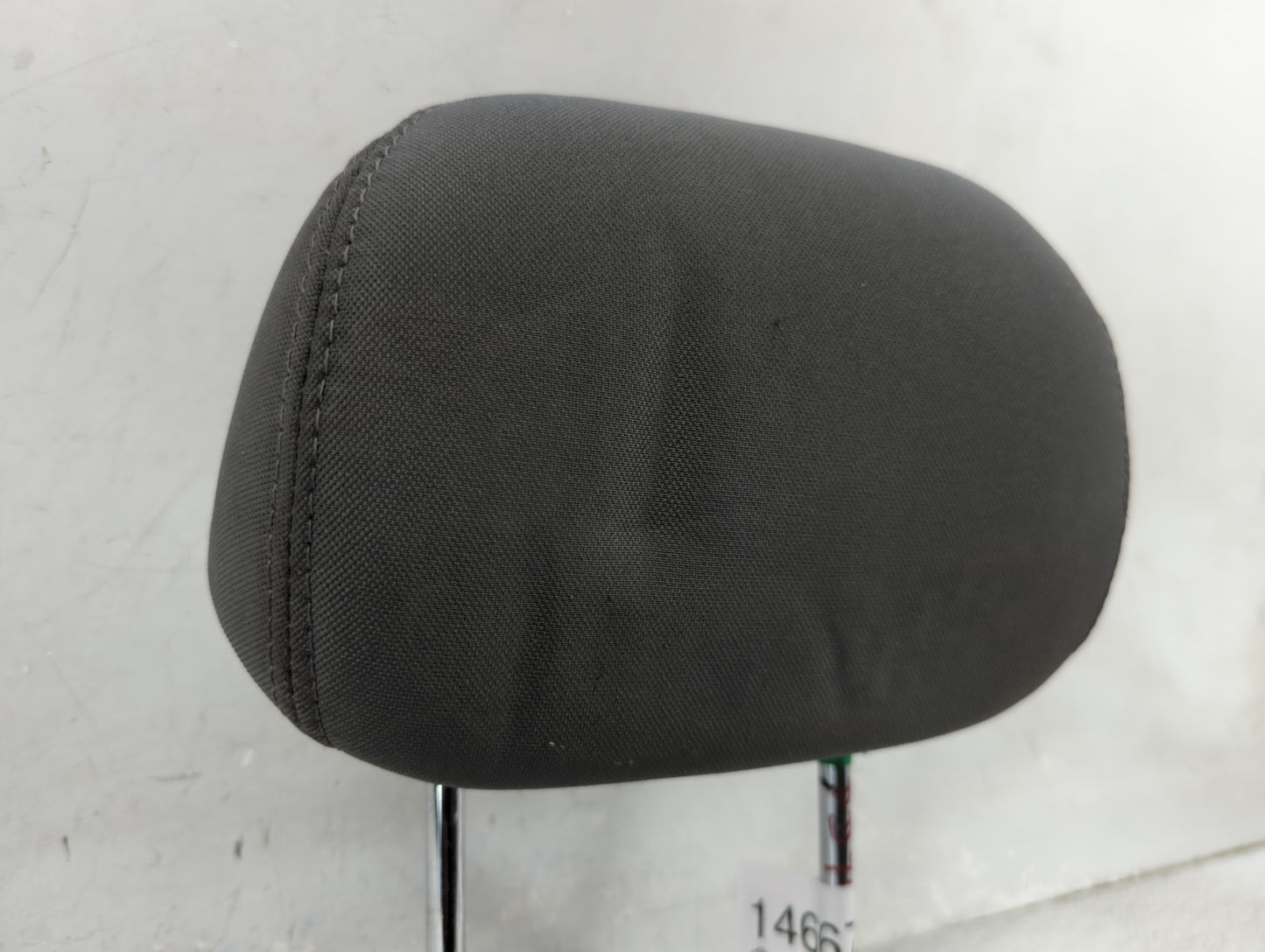 2013-2015 Hyundai Sonata Headrest Head Rest Front Driver Seat Black 1466762 - Oemusedautoparts1.com