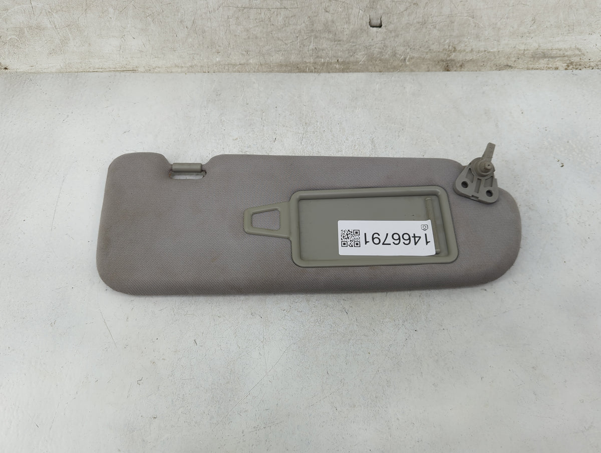 2014 Hyundai Sonata Sun Visor Shade Replacement Passenger Right Mirror Fits OEM Used Auto Parts - Oemusedautoparts1.com