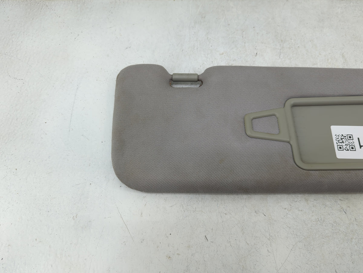 2014 Hyundai Sonata Sun Visor Shade Replacement Passenger Right Mirror Fits OEM Used Auto Parts - Oemusedautoparts1.com
