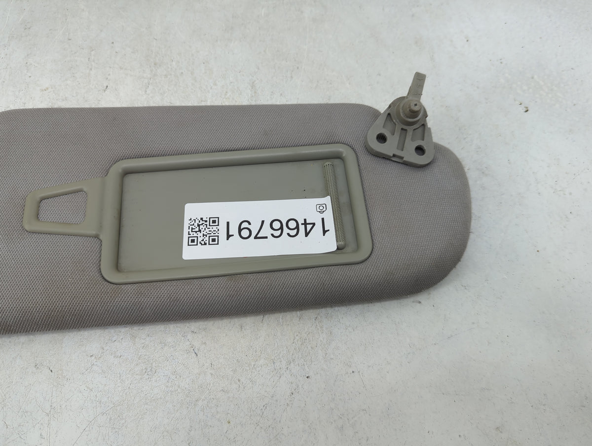 2014 Hyundai Sonata Sun Visor Shade Replacement Passenger Right Mirror Fits OEM Used Auto Parts - Oemusedautoparts1.com