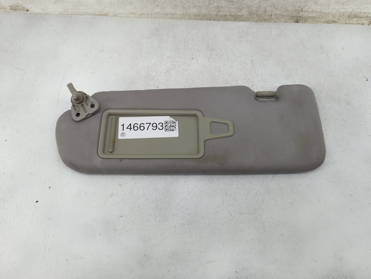 2014 Hyundai Sonata Sun Visor Shade Replacement Driver Left Mirror Fits OEM Used Auto Parts - Oemusedautoparts1.com