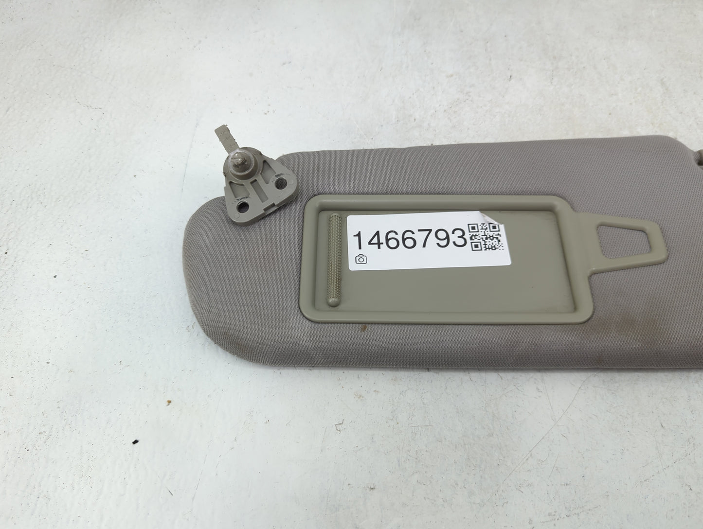 2014 Hyundai Sonata Sun Visor Shade Replacement Driver Left Mirror Fits OEM Used Auto Parts - Oemusedautoparts1.com