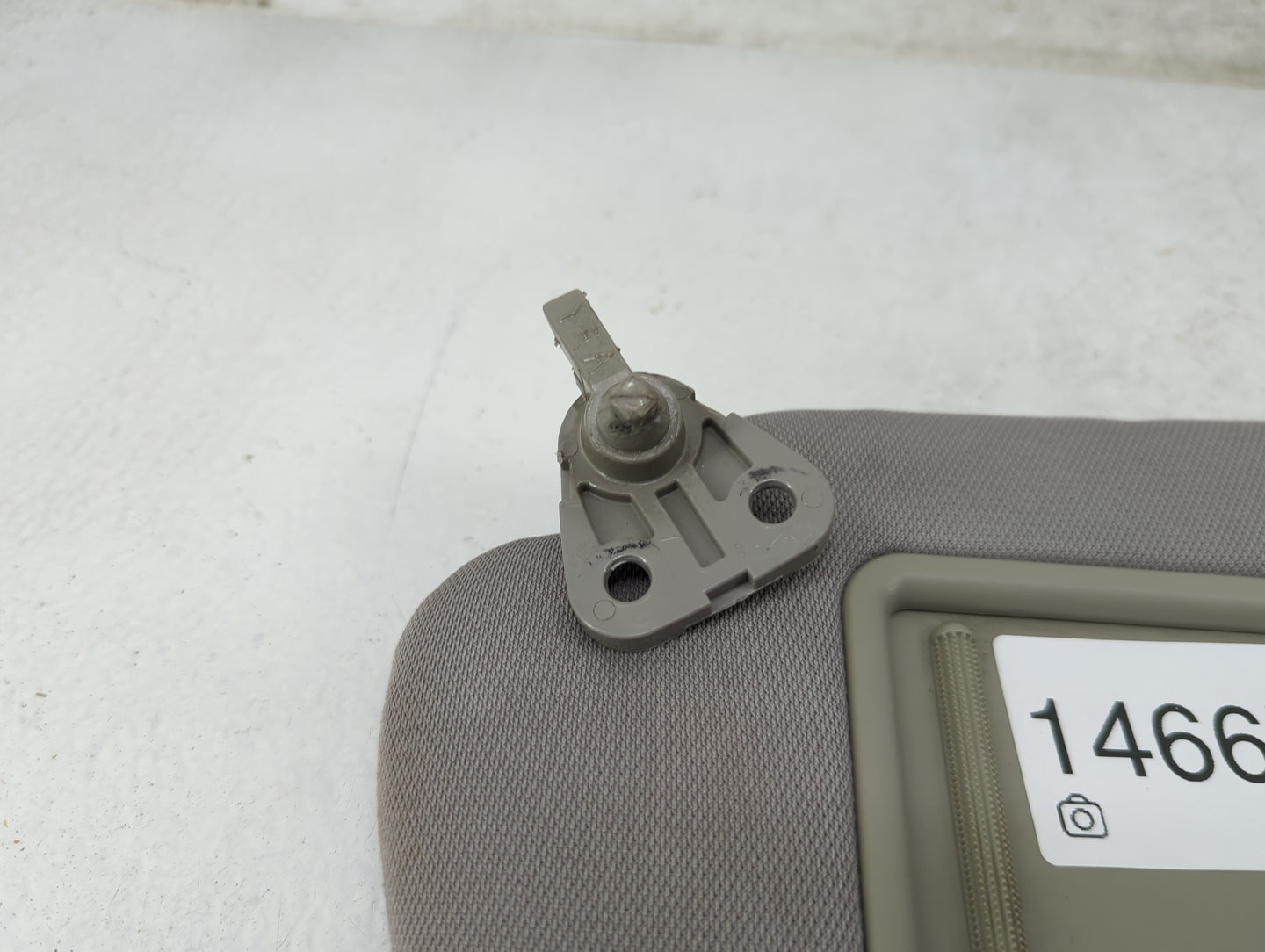 2014 Hyundai Sonata Sun Visor Shade Replacement Driver Left Mirror Fits OEM Used Auto Parts - Oemusedautoparts1.com