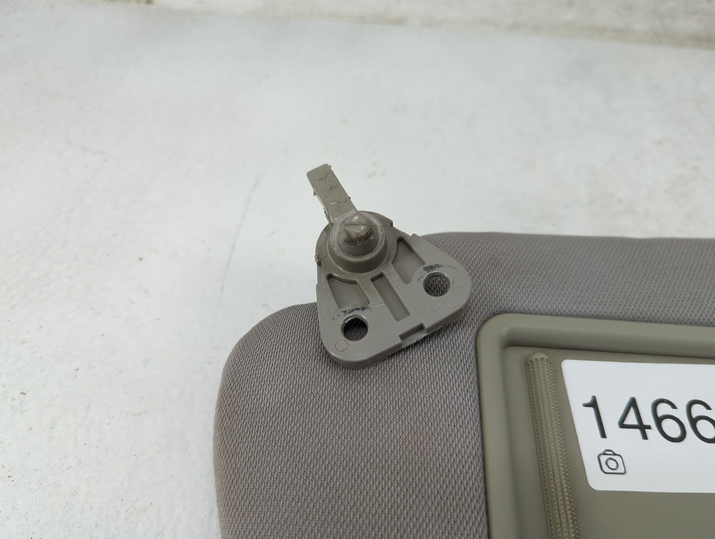 2014 Hyundai Sonata Sun Visor Shade Replacement Driver Left Mirror Fits OEM Used Auto Parts - Oemusedautoparts1.com