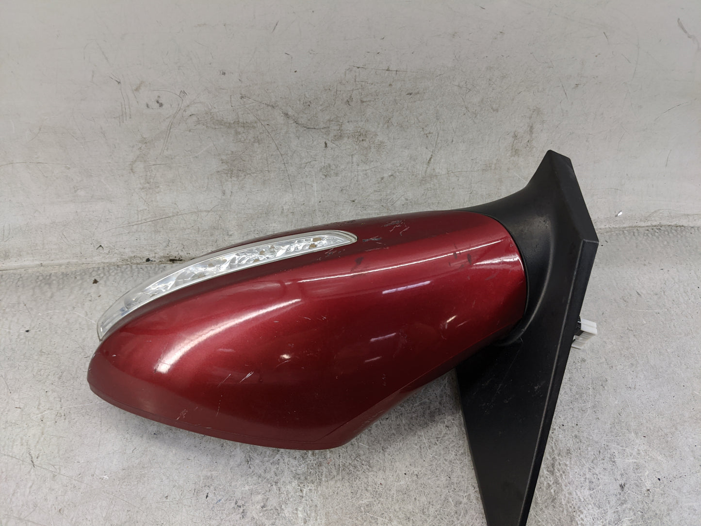 2014 Hyundai Sonata Driver Side View Mirror - Left Door Mirror OEM Used - Oemusedautoparts1.com