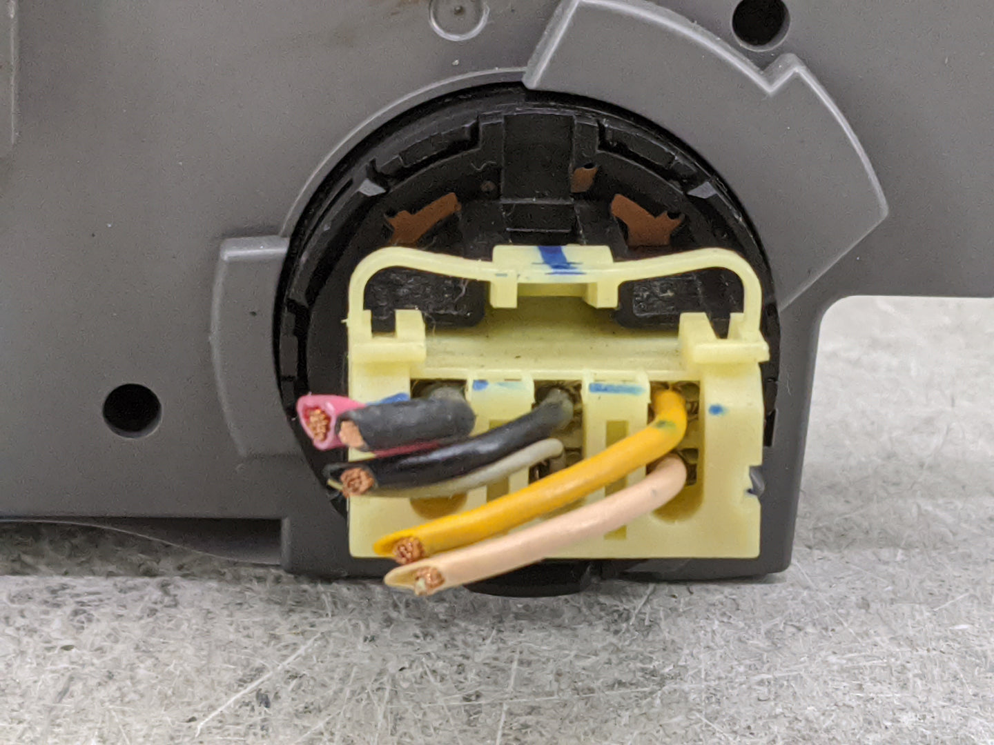 2014 Hyundai Sonata Climate Control Module Temperature AC/Heater Replacement P/N:97250-3Q030 Fits OEM Used Auto Parts - Oemu