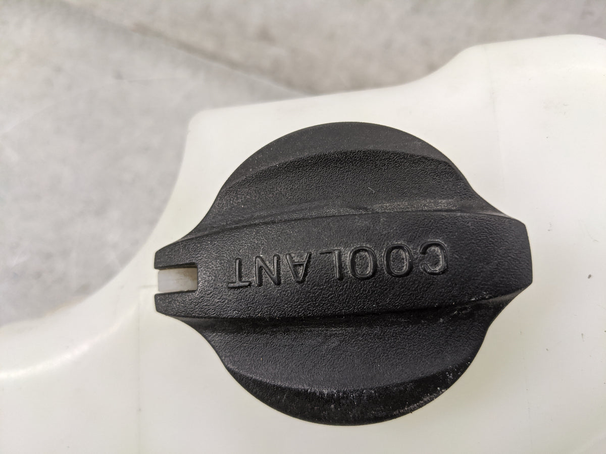 2011-2015 Hyundai Sonata Radiator Coolant Overflow Expansion Tank Bottle 1477076 - Oemusedautoparts1.com
