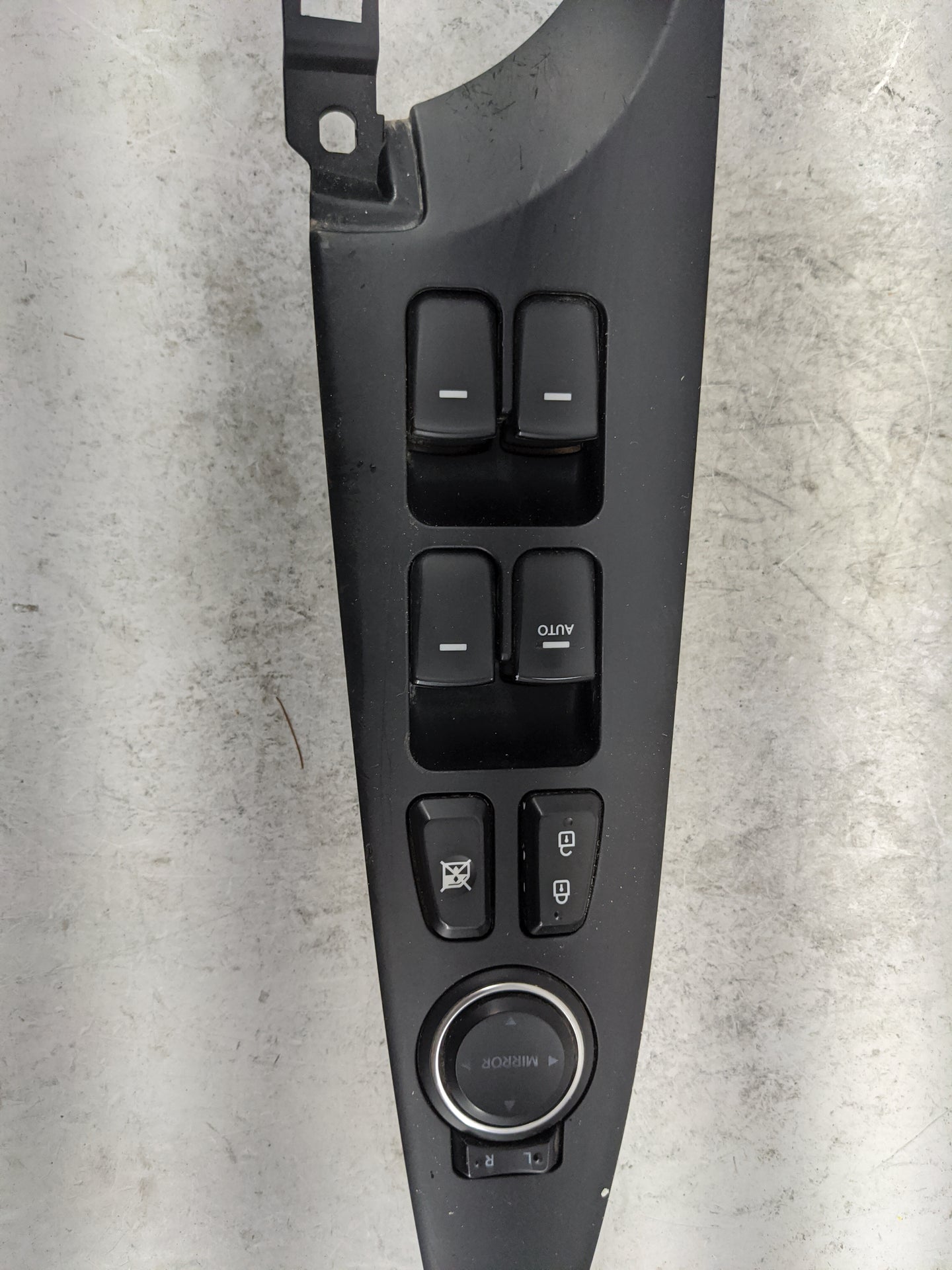 2011-2015 Hyundai Sonata Master Power Window Switch Replacement Driver Side Left P/N:201309301270 Fits OEM Used Auto Parts -