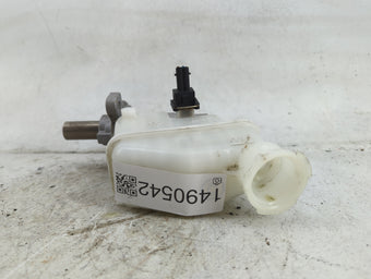 compare product 2011-2014 Hyundai Sonata Brake Master Cylinder 1490542