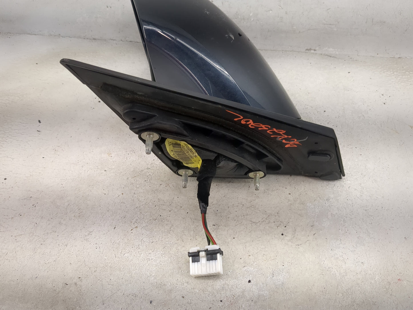 2011-2014 Hyundai Sonata Driver Side View Mirror - Left Door Mirror OEM Used - Oemusedautoparts1.com