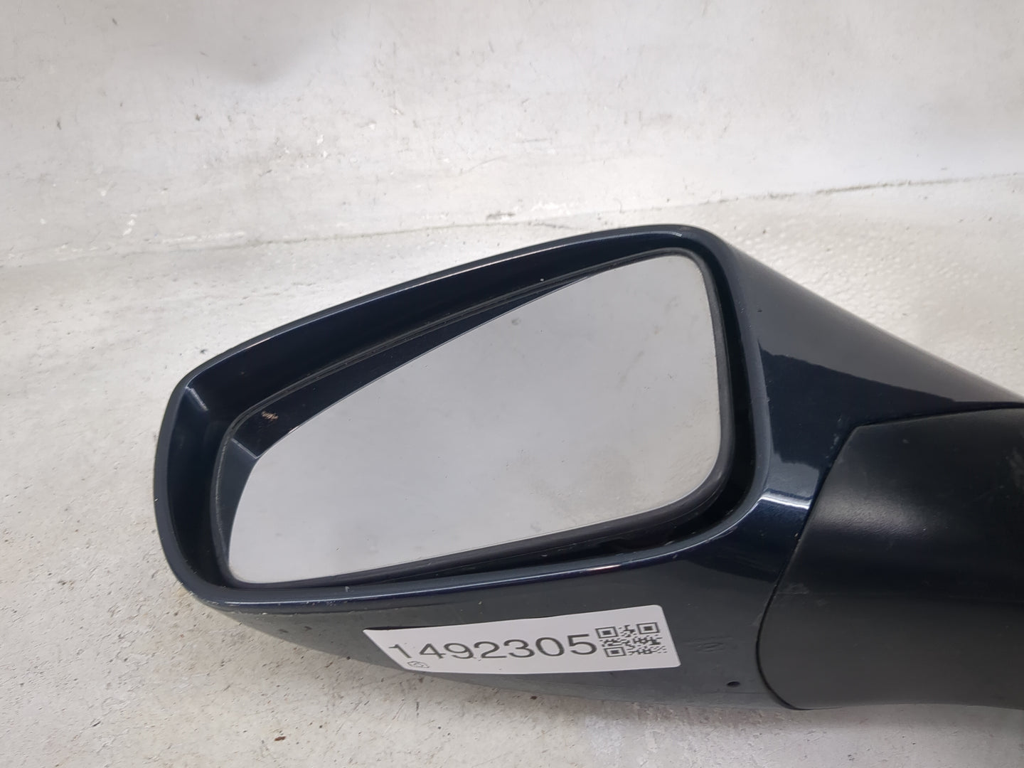 2011-2014 Hyundai Sonata Driver Side View Mirror - Left Door Mirror OEM Used - Oemusedautoparts1.com