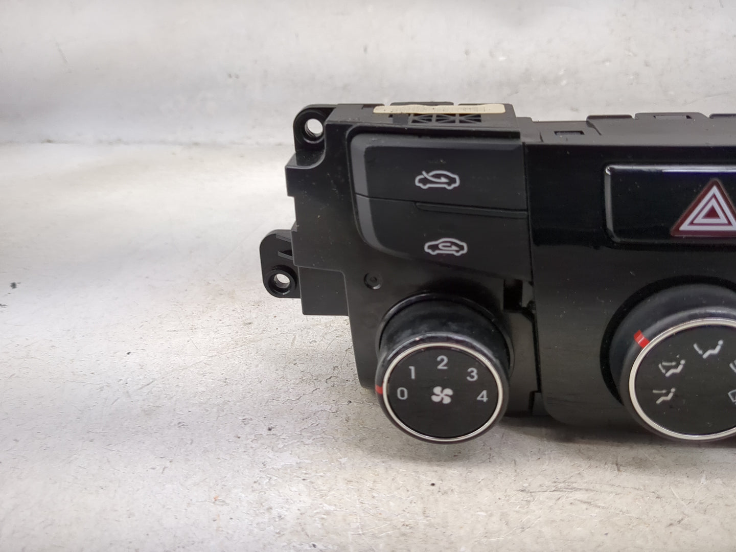2014 Hyundai Sonata Climate Control Module Temperature AC/Heater Replacement P/N:97250-3Q030 YFM02V02.1 07 Fits OEM Used Aut