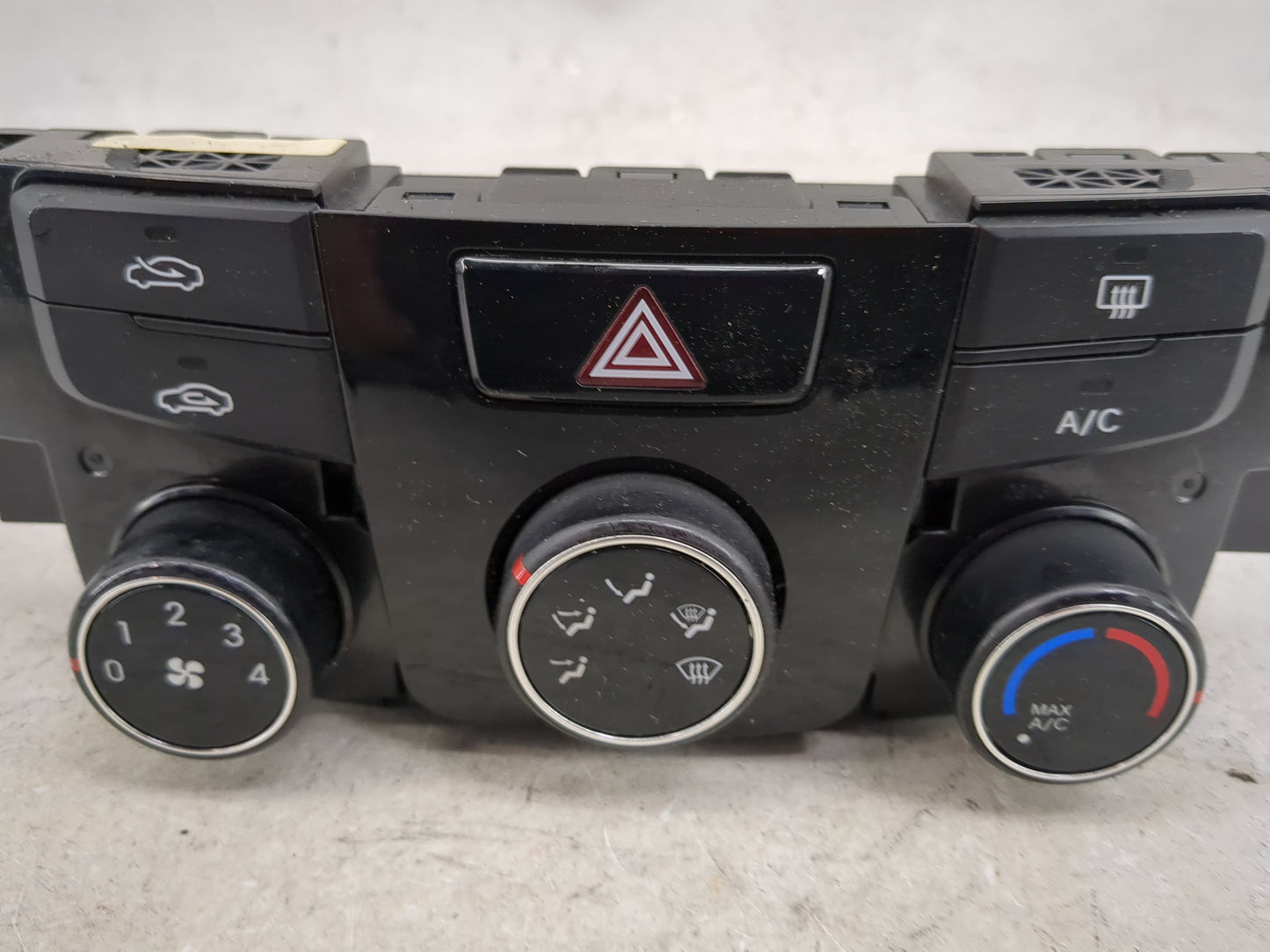 2014 Hyundai Sonata Climate Control Module Temperature AC/Heater Replacement P/N:97250-3Q030 YFM02V02.1 07 Fits OEM Used Aut