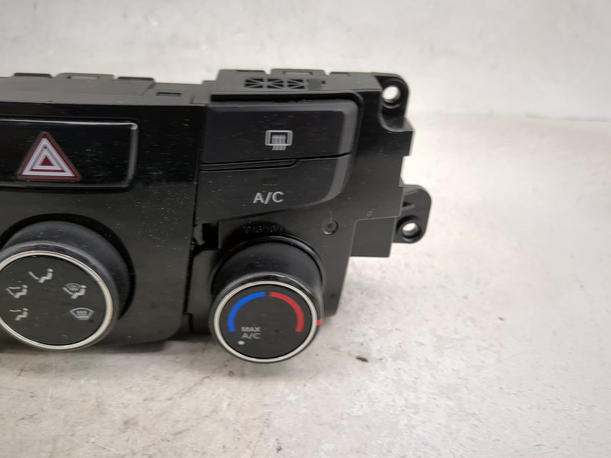 2014 Hyundai Sonata Climate Control Module Temperature AC/Heater Replacement P/N:97250-3Q030 YFM02V02.1 07 Fits OEM Used Aut