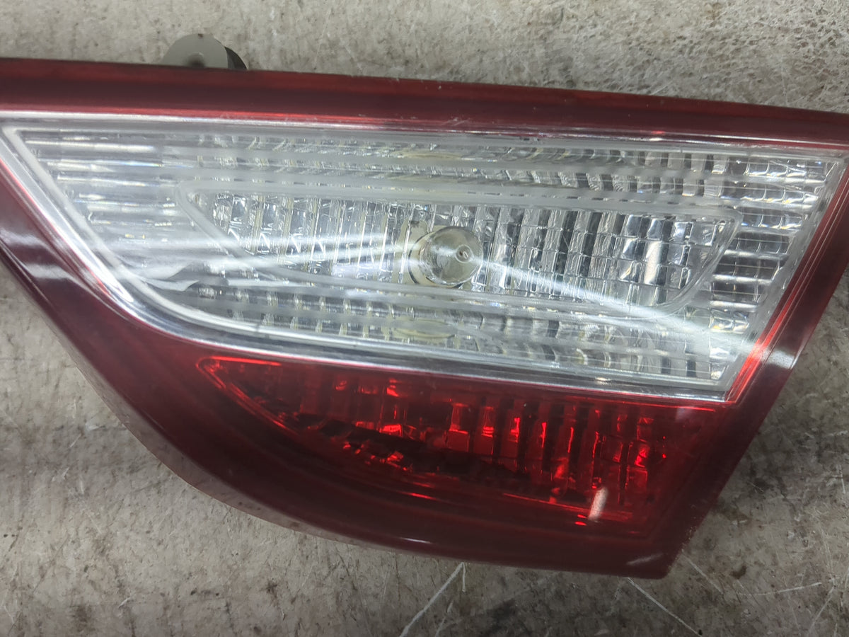 2011 Hyundai Sonata Passenger Right Side Deck Lid Mounted Tail Light 1501715 - Oemusedautoparts1.com